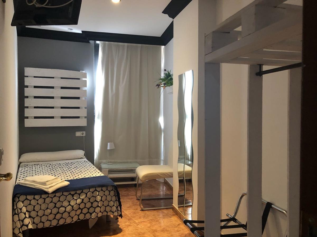 Apartamentos Los Angeles Alcañiz Zewnętrze zdjęcie